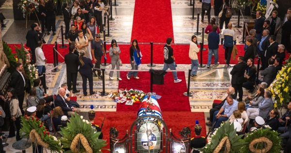 Wereldleiders brengen hulde aan José Mujica, die hun nederzame nederigheid herinneren - Mercopress 1 Wereldleiders brengen hulde aan José Mujica, die hun nederzame nederigheid herinneren - Mercopress