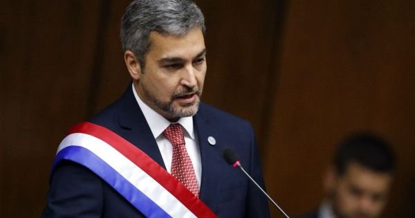 Paraguayan voormalig president onderzocht voor corruptie - Mercopress