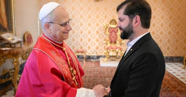 Boric wordt op de Heilige Stoel ontvangen door Leo XIV